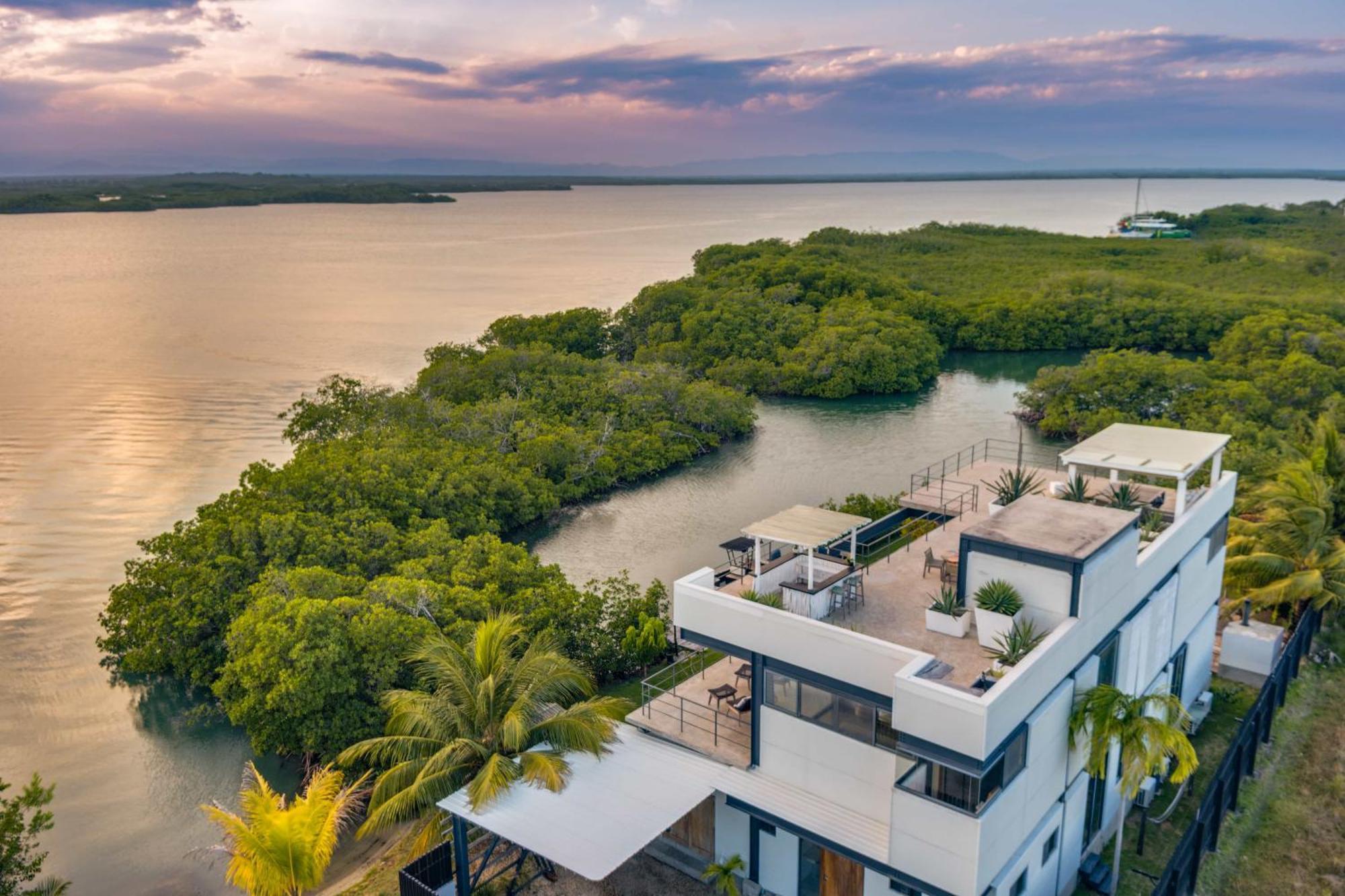 Casa Balam Villa Placencia Exterior photo